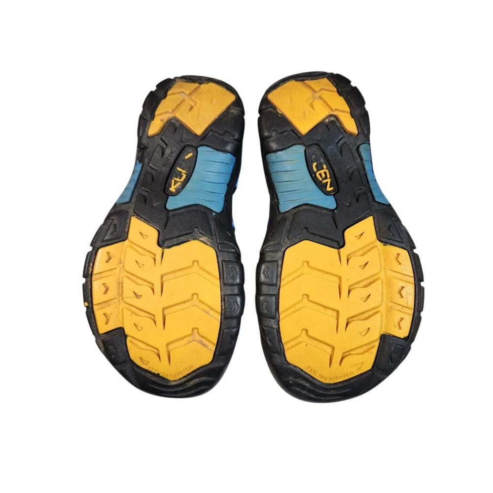 KEEN Newport H2 Blue Water Sandals Hiking Trailcore Gorpcore Shoes Kids Size 5